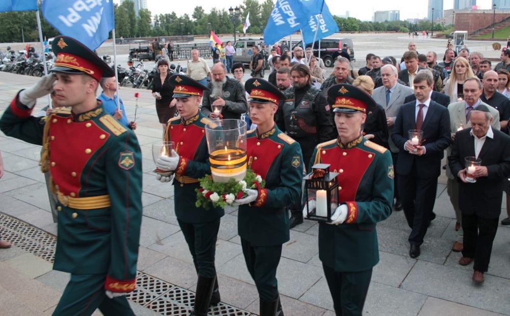 ПОМНИМ ВСЕХ ПОИМЕННО