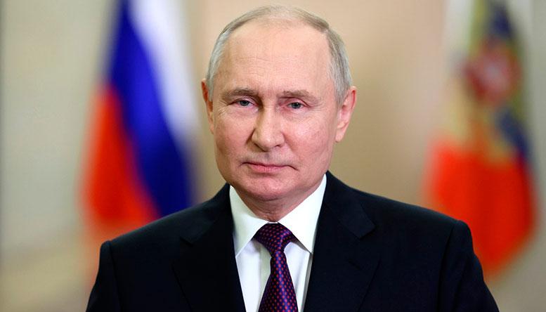 Президенту Российской Федерации Верховному Главнокомандующему Вооруженными Силами  РФ Почетному члену Клуба военачальников РФ В.В. Путину