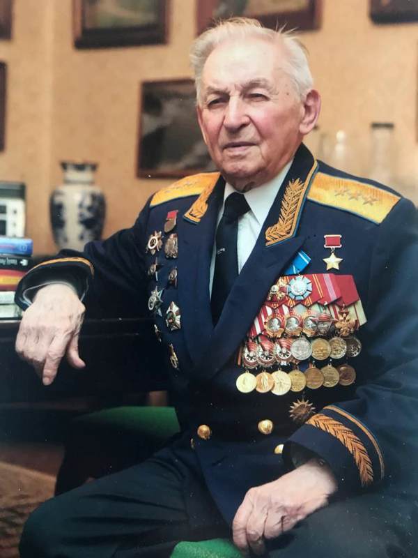 генерал-полковник авиации Решетников Василий  Васильевич