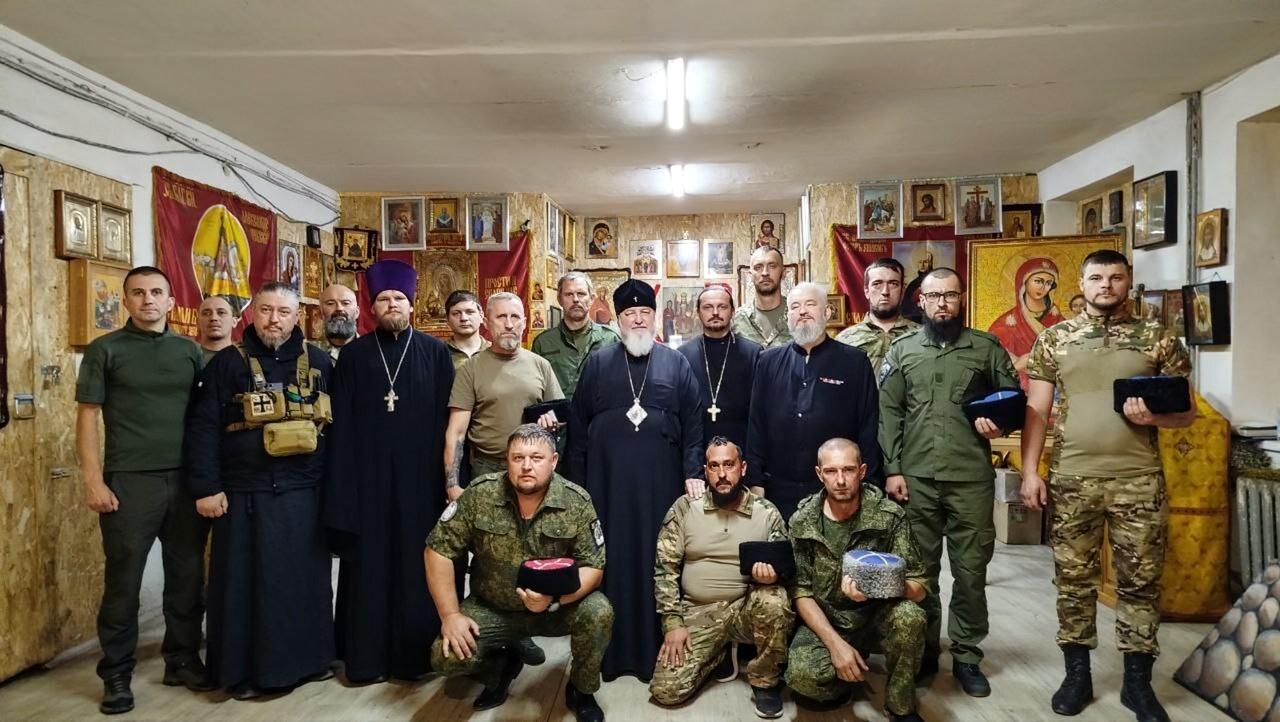 Митрополит Ставропольский и Невинномысский Кирилл посетил Попасную, Горловку и Донецк.