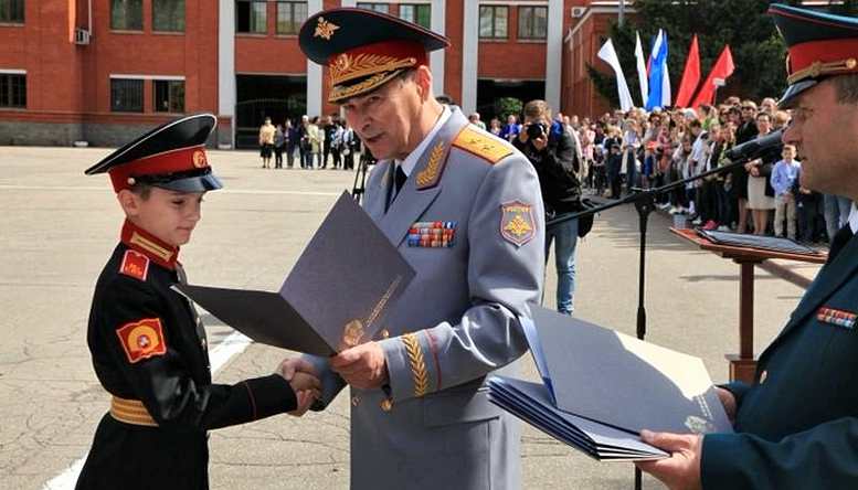 Возрастание роли военных учебных заведений России в подготовке командных кадров: проблемы и перспективы